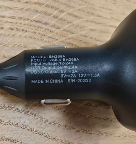 Photo of free Bluetooth FM transmitter (Hampton) #2