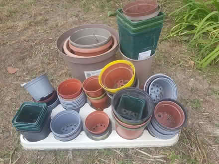 Photo of free Range of plastic pots (Surrenden BN1) #1