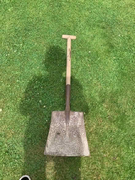 Photo of free Long handle shovel/spade (Southport PR8) #1