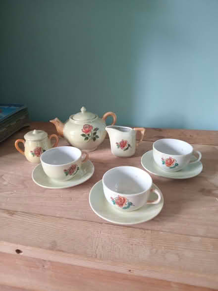Photo of free Old China child's teaset (Eastbourne BN20) #1