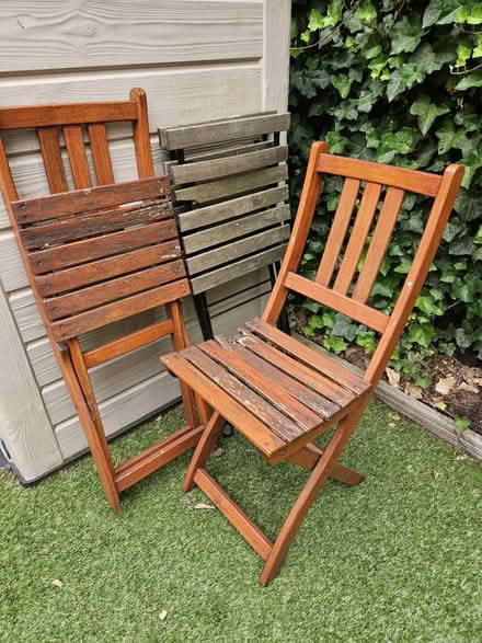 Photo of free 4 garden chairs (SW2) #1