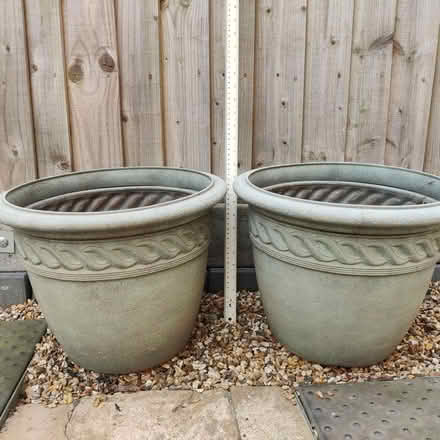 Photo of free Garden pots (Chineham RG24) #1