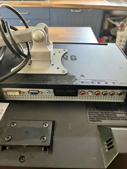 Photo of free 19’’ Samsung TV (BT8) #3