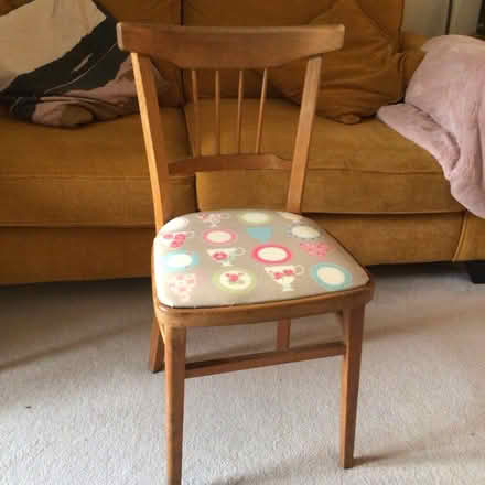 Photo of free Vintage kitchen chair (Lansdown GL50) #4