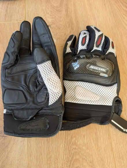 Photo of free Motorbike clothing (Old Coulsdon CR5) #4