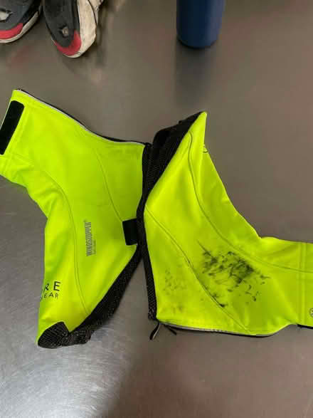 Photo of free Size 11.5 / 47 cycling shoes & overboots (St Margarets TW1) #2