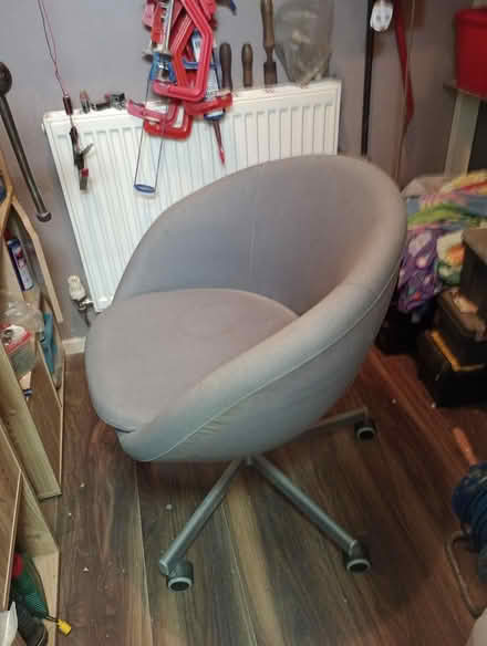 Photo of free Swivel chair (Knowsley) #4
