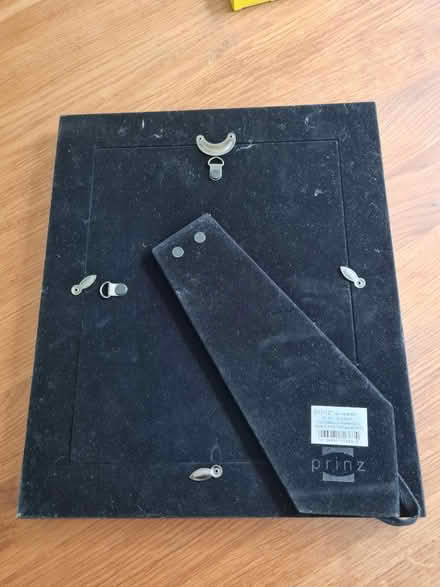 Photo of free 19x24cm picture frame (Banstead, SM7) #2