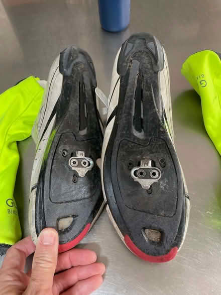 Photo of free Size 11.5 / 47 cycling shoes & overboots (St Margarets TW1) #4