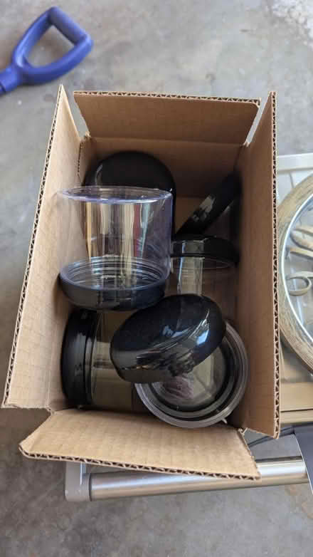 Photo of free Plastic containers (San Pedro and Osuna) #1