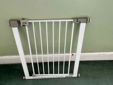 Photo of free Baby safety gate (DE24) #1
