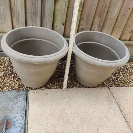 Photo of free Garden pots grey (Chineham RG24) #1
