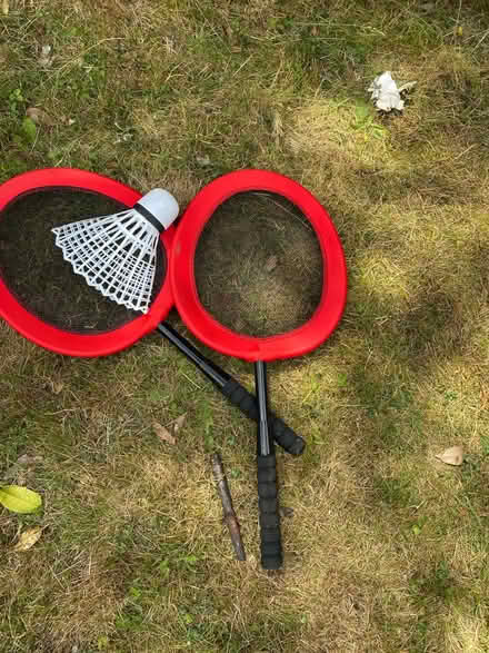 Photo of free Giant badminton (Gu147an) #1