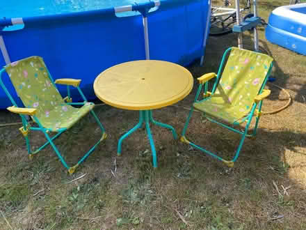 Photo of free Table and chairs (Gu147an) #1