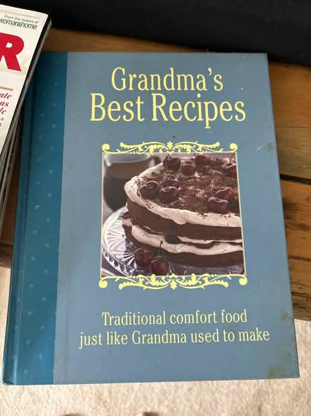 Photo of free 3 cookery books & small pile cookery mags (Weighbridge FK9) #3