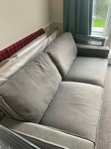Photo of free grey sofa (Sidcup DA15) #3