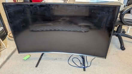 Photo of free Samsung Curve TV for repair (Malvern Link WR14) #1