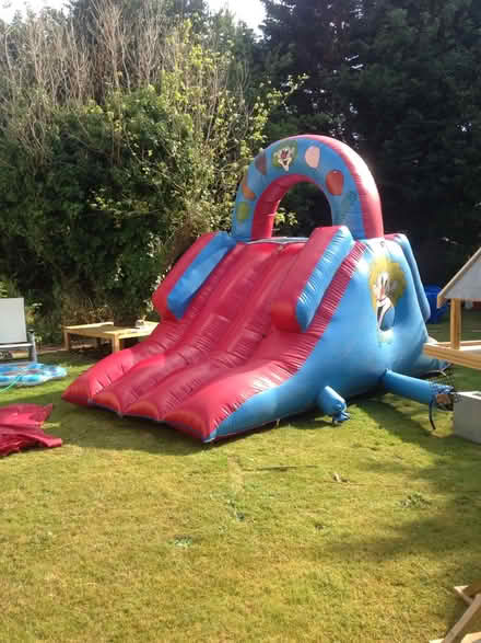 Photo of free Large bouncy castle/slide (Farnborough) #2