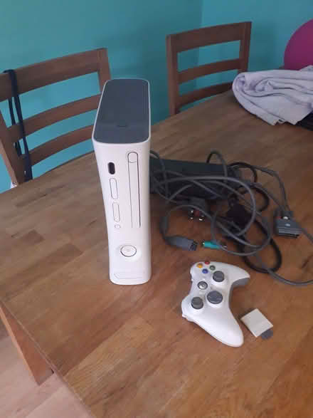 Photo of free xbox 360 (Bishop's Castle SY9) #1