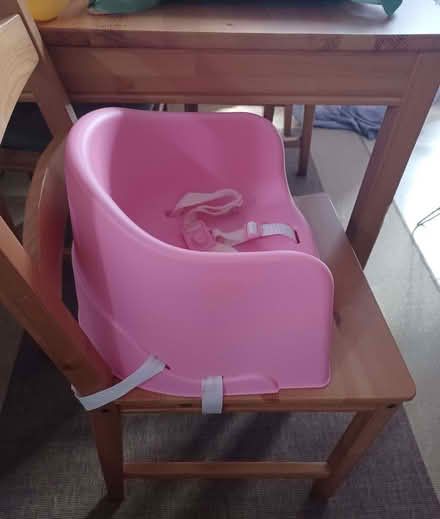 Photo of free Ladida Portable Booster Seat (King's Hedges Ward CB4) #3