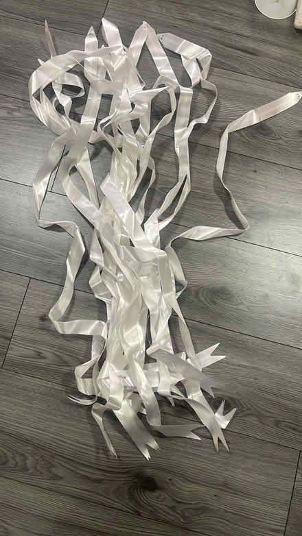 Photo of free Bunch of White bows (Near Old Street Station) #1