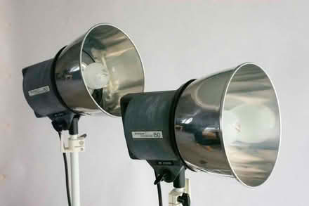Photo of free Photographic Strobe Lights (Station Area RG21) #1