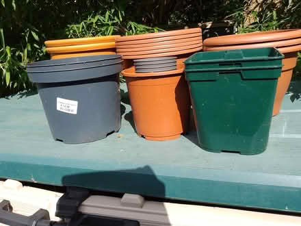 Photo of free Plant pots (Isleworth TW7 Near Rugby Gd) #1
