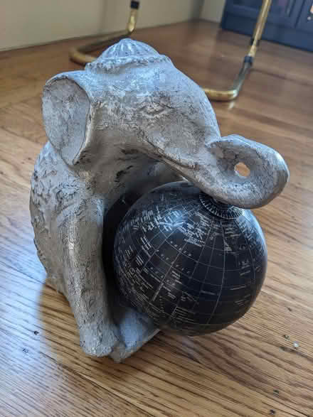 Photo of free Statuette of elephant with globe (Elmwood) #2