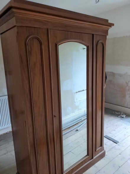 Photo of free Large mirrored wardrobe (Pitlochry, PH16) #2