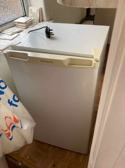 Photo of free Kitchen appliances (Hale Altrincham WA15) #3