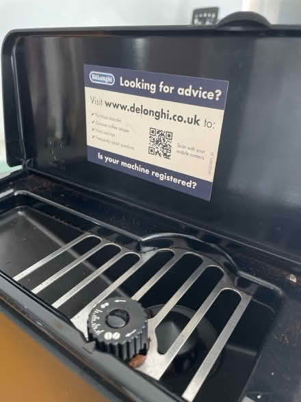 Photo of free Delonghi Magnifica Coffee Machine (Se12 8nz) #2