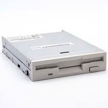 Photo of Internal floppy disk drive and spare floppies (Bradley ST18) #1