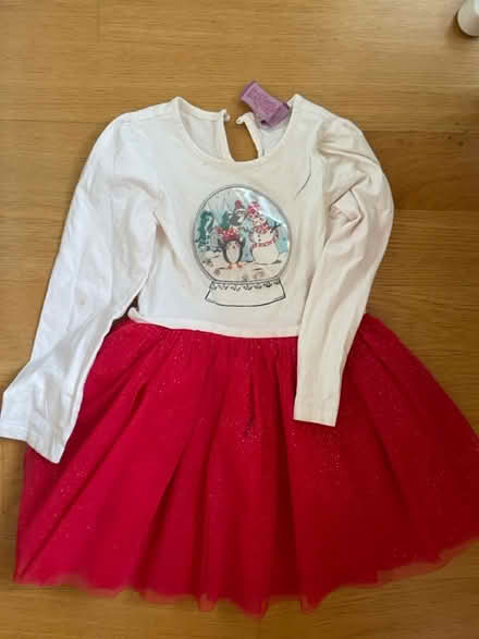 Photo of free Girls bundle 5-7years (Home EC1V) #3