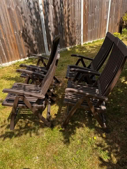 Photo of free 4 wooden outdoor chair folded (Staines) #3