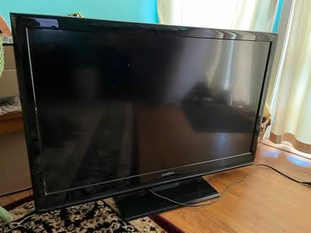 Photo of free Flat screen 45 inch tv (Sunnyvale Birdland) #1