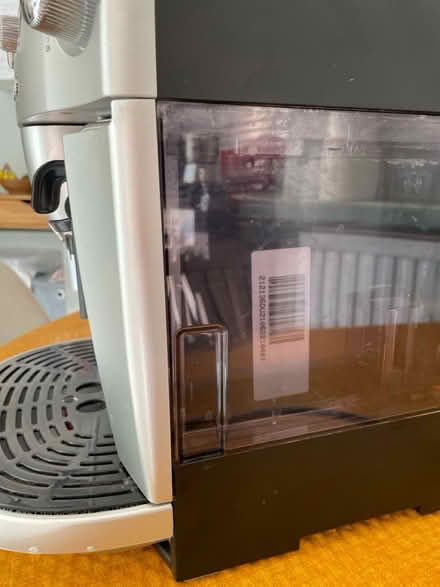 Photo of free Delonghi Magnifica Coffee Machine (Se12 8nz) #3