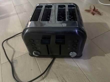 Photo of free 4 slice toaster (Cambridge station area) #1