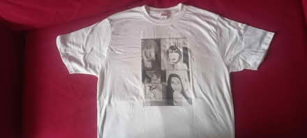 Photo of free Banksy inspired artwork on tshirt (Bermondsey London SE16) #1