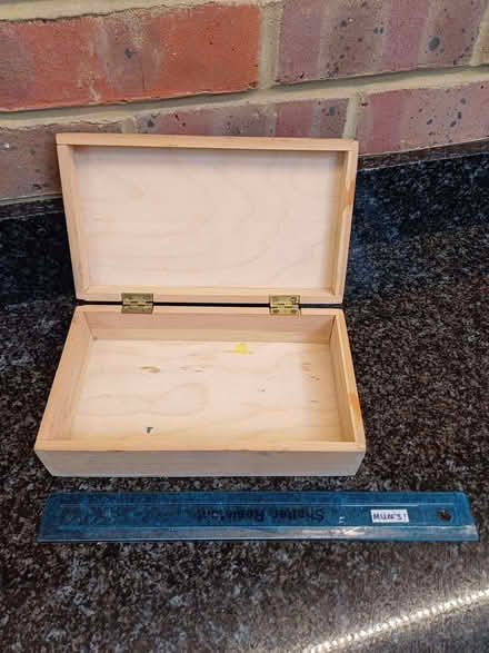 Photo of free Wooden box for upcycling (Winkwell HP1) #2