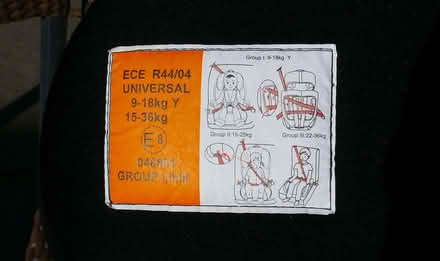 Photo of free car seat (halfords) (Horsell GU21) #2