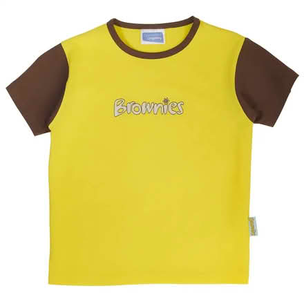 Photo of Brownies t-shirt/uniform, age 7-8 years (Dean Court OX2) #1