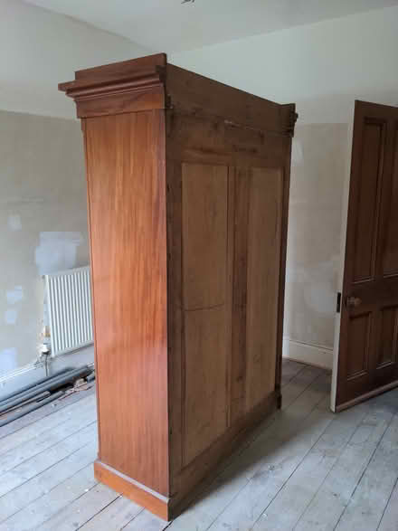 Photo of free Large mirrored wardrobe (Pitlochry, PH16) #3
