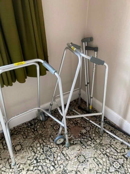 Photo of free Hospital walkers (Hale Altrincham wa15 8xb) #2