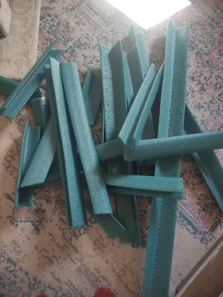Photo of free Foam packaging & bubble wrap (Weybridge, KT13) #1