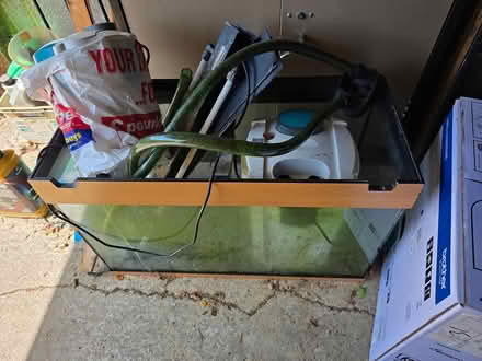 Photo of free Fish tank & Filters (KT146DE) #1