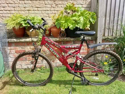 Photo of free Mountain Bike (Humphrey's End GL6) #1
