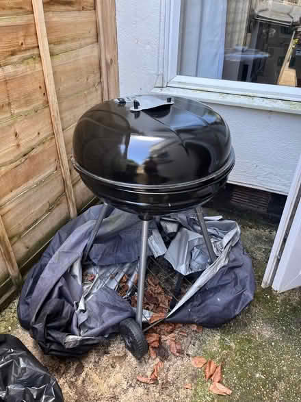Photo of free BBQ - needs repair (New Catton NR3) #1
