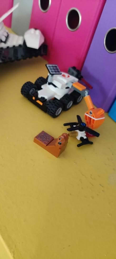 Photo of free Lego space ship (BA1) #3