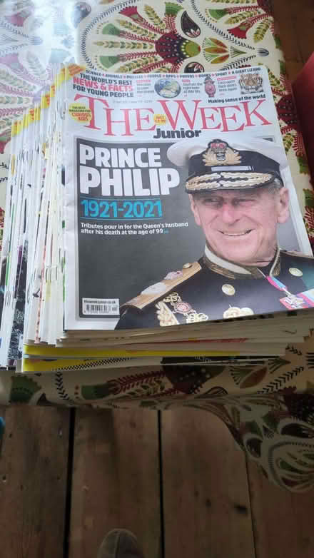 Photo of free The Week Junior magazines (Bradley ST18) #1