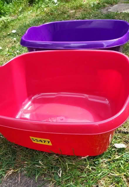Photo of free 2 washing up bowls (Osney OX2) #1